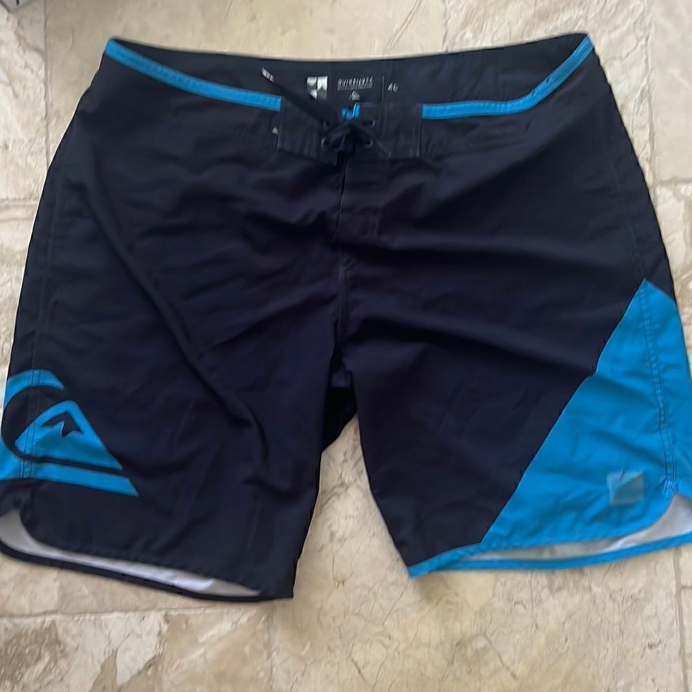 Quiksilver board shorts, men’s size 40. EUC